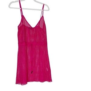HOTS-WING- hot pink sleeveless mesh top. Size L